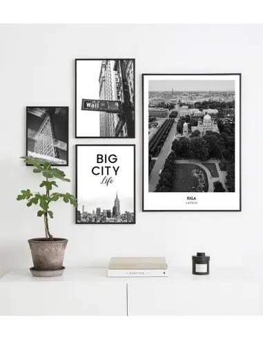 Plakat z miastem Ryga na Łotwie Grafika na ścianę obraz. czarno biała fotografia na ścianę. Plakat z miastem Ryga na Łotwie Grafika na ścianę obraz. czarno biała fotografia na ścianę.