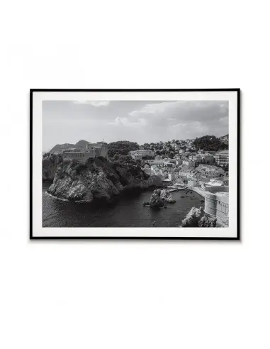 Croatia - Dubrovnik poster. The poster is perfect for a frame and hanging in the living room or bedroom. Croatia - Dubrovnik poster. The poster is perfect for a frame and hanging in the living room or bedroom.