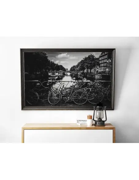 Czarno biały plakat, obraz, grafika do ramki. Plakat Amsterdam Holandia z rowerami idealna do ramki.