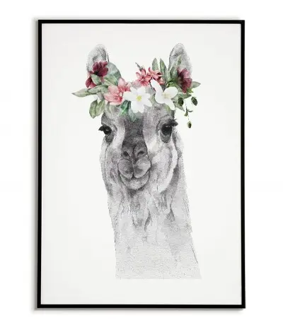 Plakat z Lamą i wiankiem kwiatów na głowie. Pastelowy plakat ze zwierzęciem wykonany w nowoczesnym stylu skandynawskim.